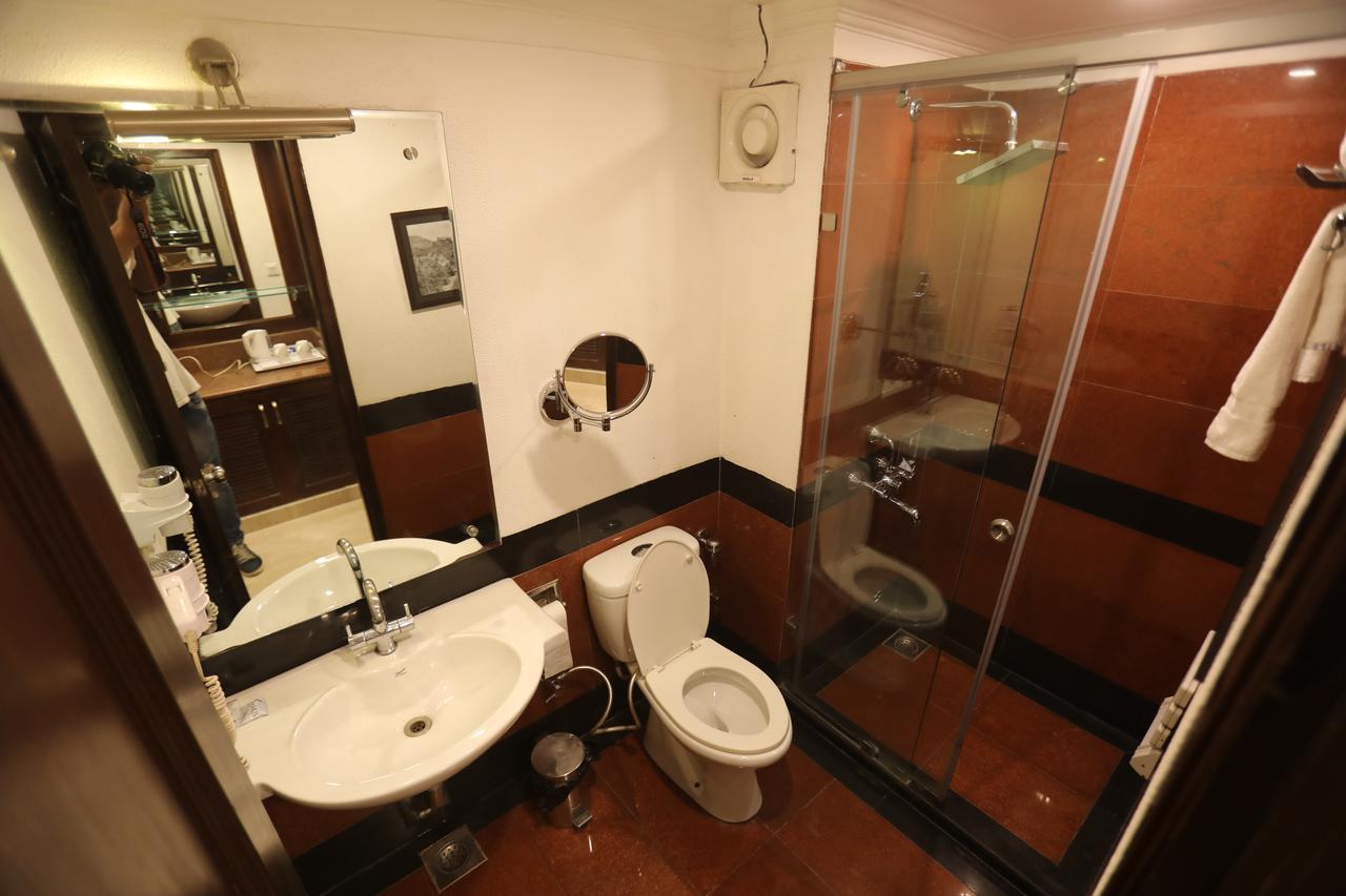 Milestone Inn & Spa Mussoorie Bagian luar foto