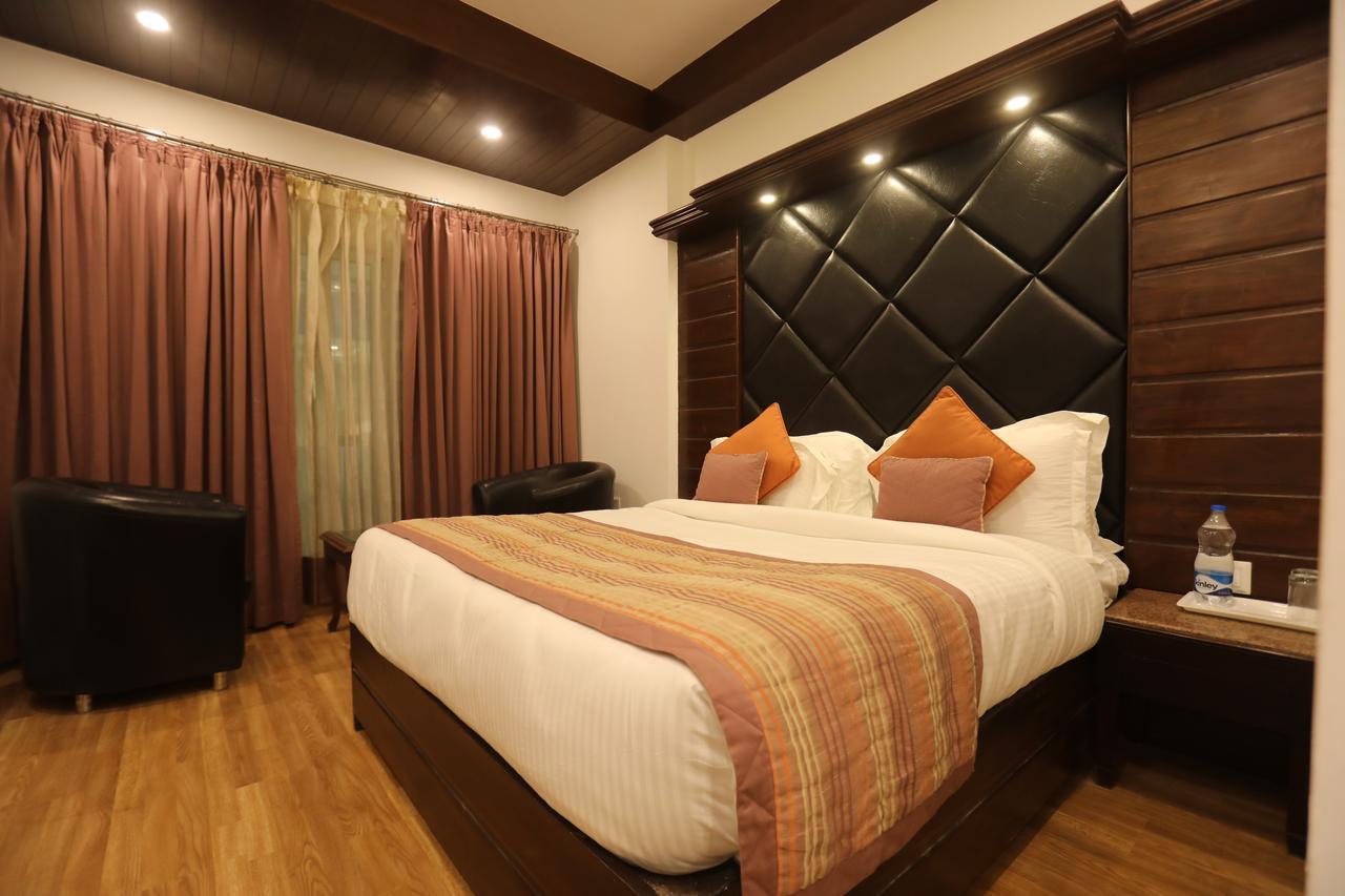 Milestone Inn & Spa Mussoorie Bagian luar foto